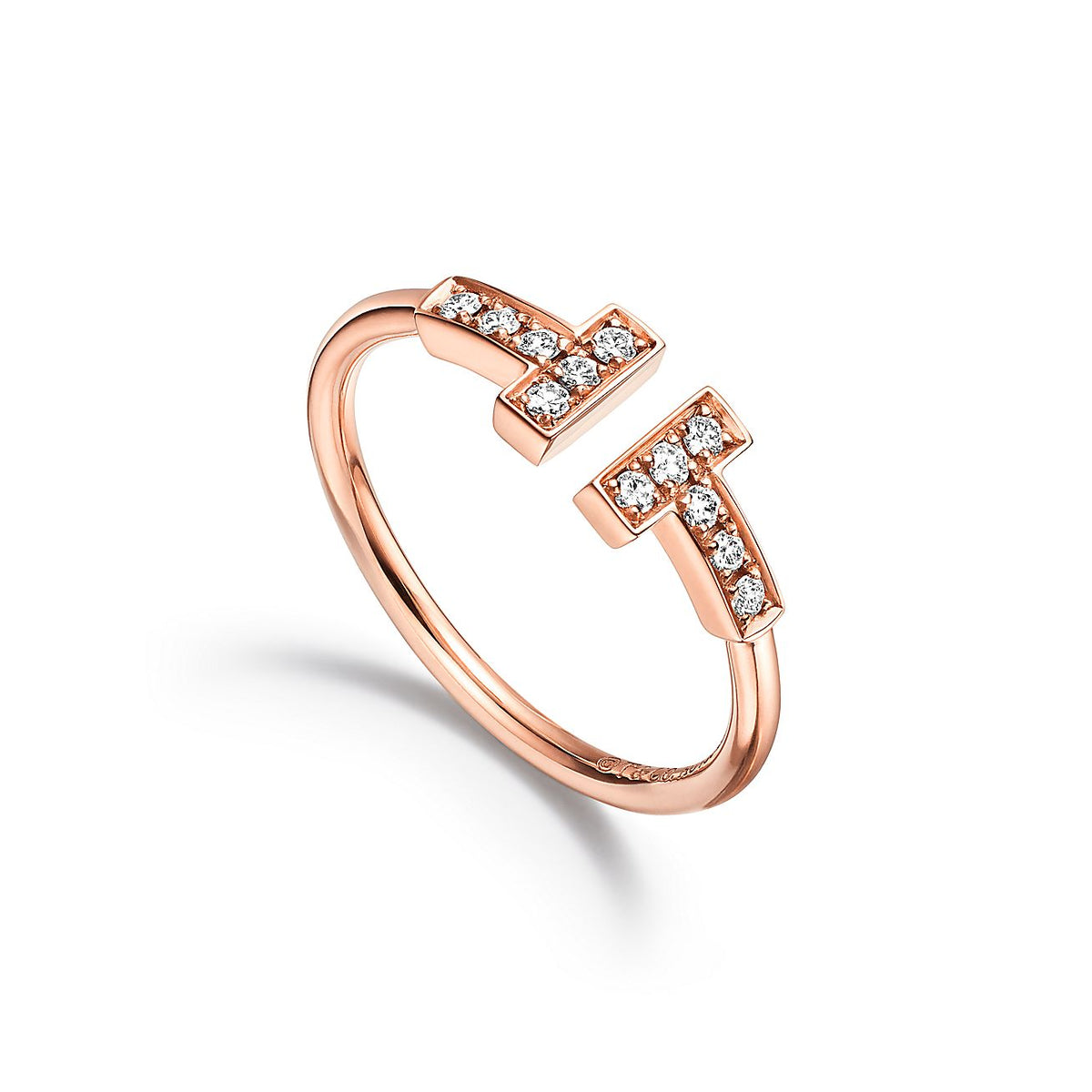 Anillo T Rosado y Zirconias