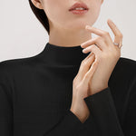 Anillo T Rosado y Zirconias