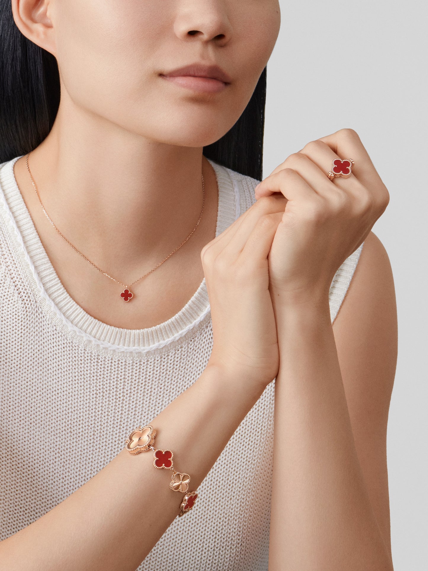 Collar Trébol Rosado y Rojo