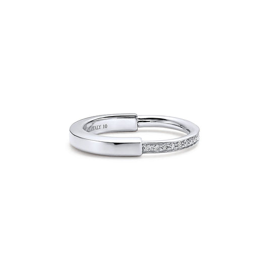 Anillo Lock Plateado y Zirconias