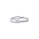 Anillo Lock Plateado y Zirconias