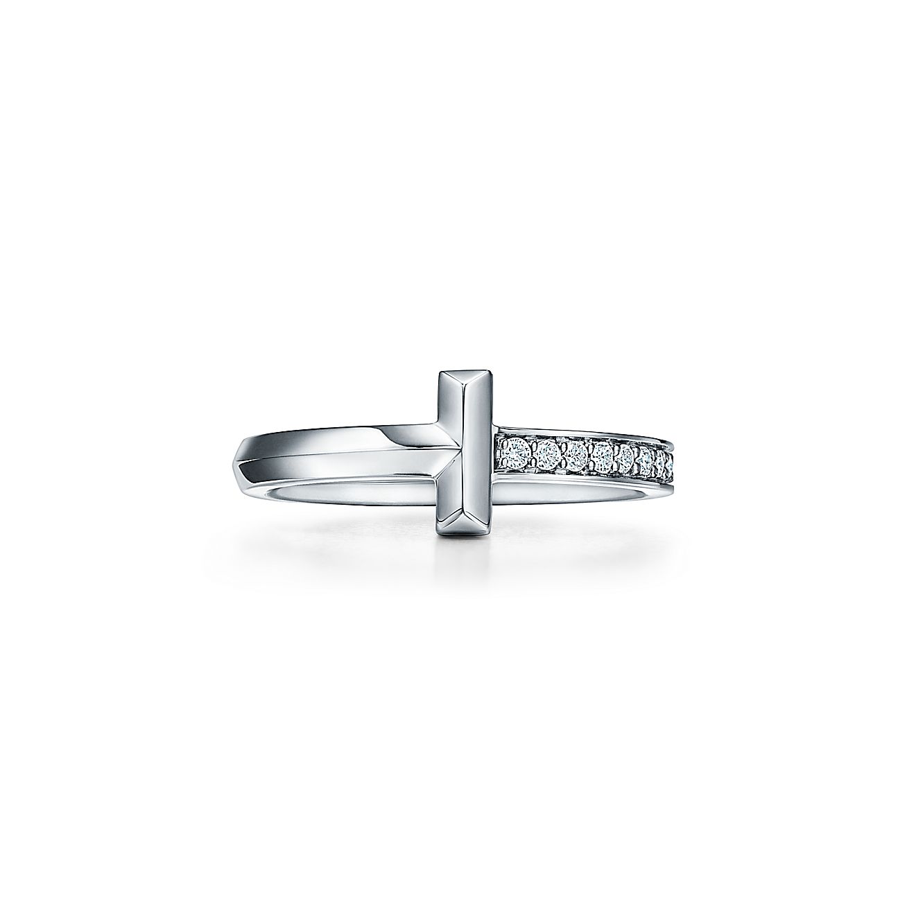 Anillo T Plateado y Zirconias