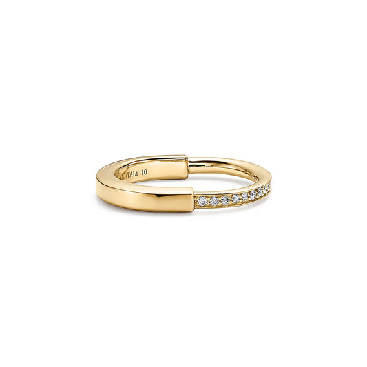 Anillo Lock  Dorado y Zirconias