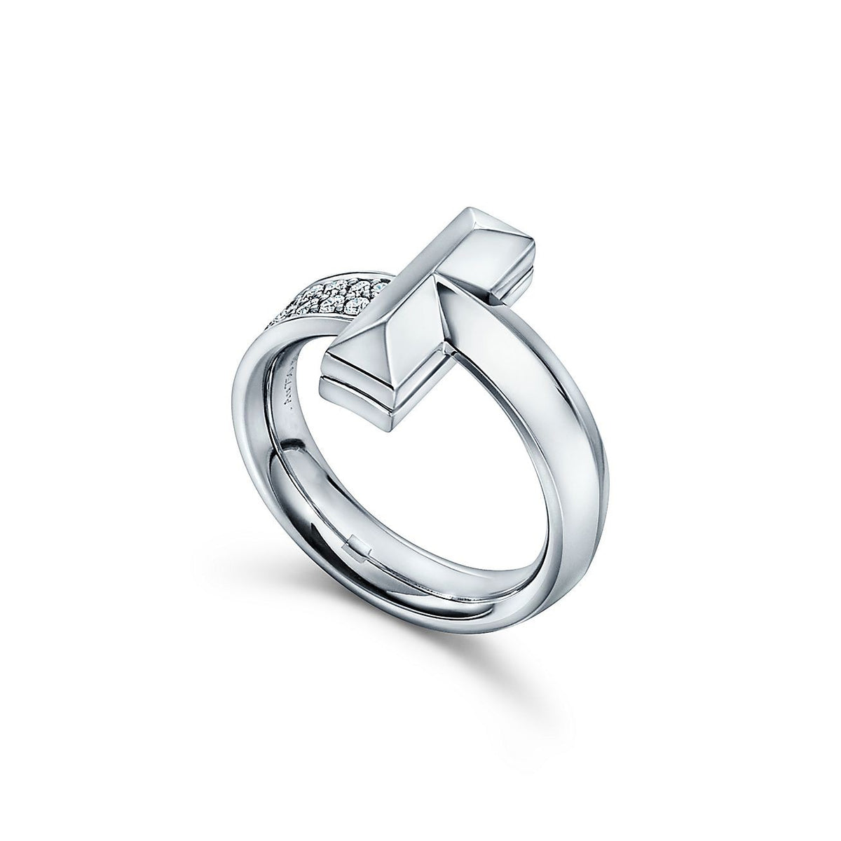 Anillo T Plateado y Zirconias