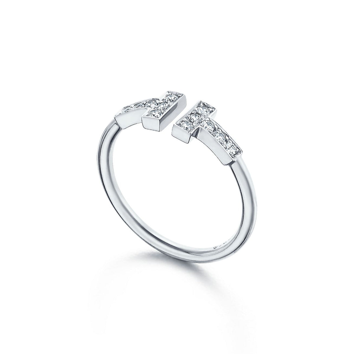 Anillo T Plateado y Zirconias
