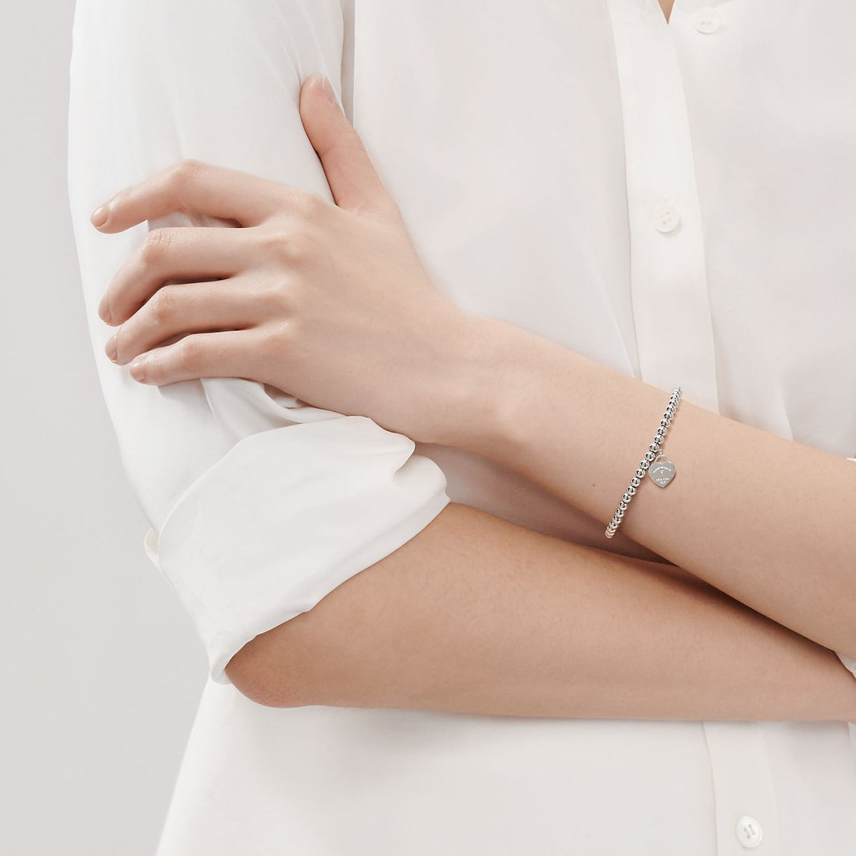 Pulsera Corazón Plateado