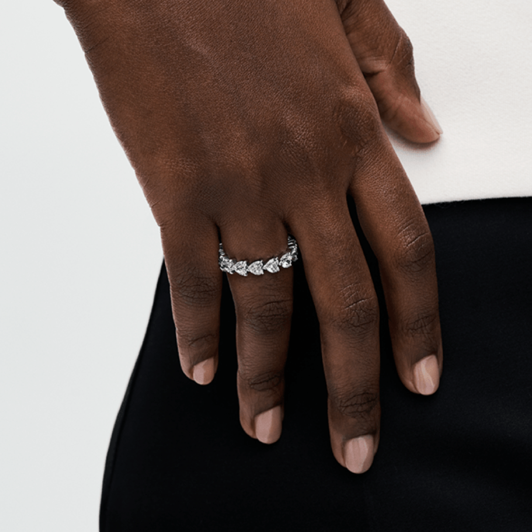 Anillo Fila Corazones