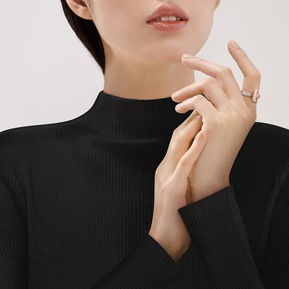 Anillo T Rosado y Zirconias